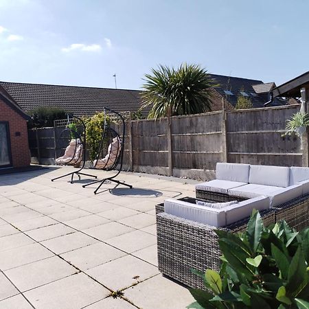 The Dominion Club Villa Glenfield Exterior photo